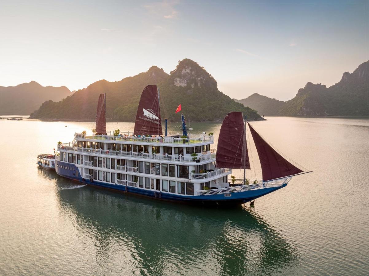 Le Journey Luxury Cruise Hotel Ha Long Buitenkant foto